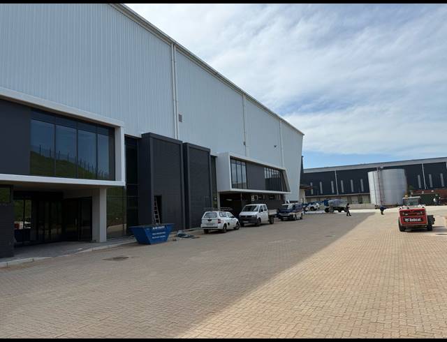 4,788.30M² WAREHOUSE TO LET IN GLEN ANIL